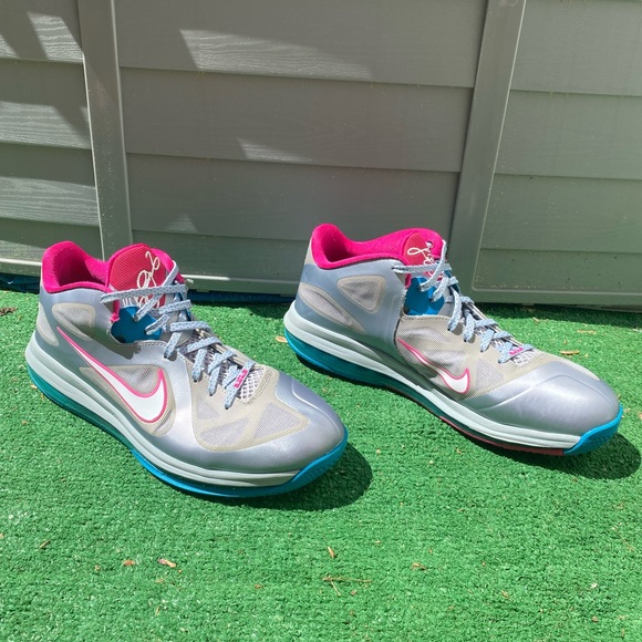 Size 12.5 - Nike LeBron 9 Low Fireberry - Picture 2 of 8